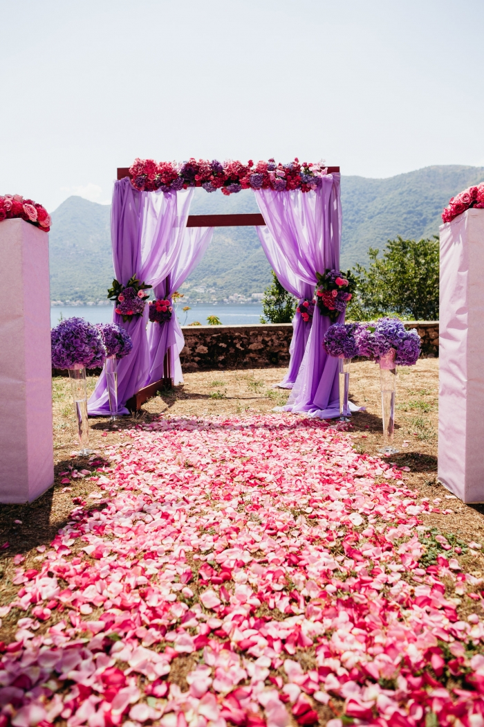 8 Beautiful Beach Wedding Decor Ideas For Your Destination