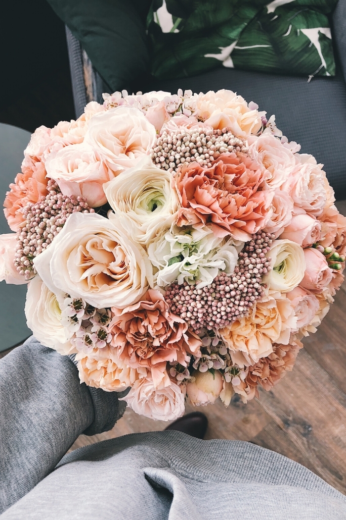 bridal bouquet ideas intimate weddings