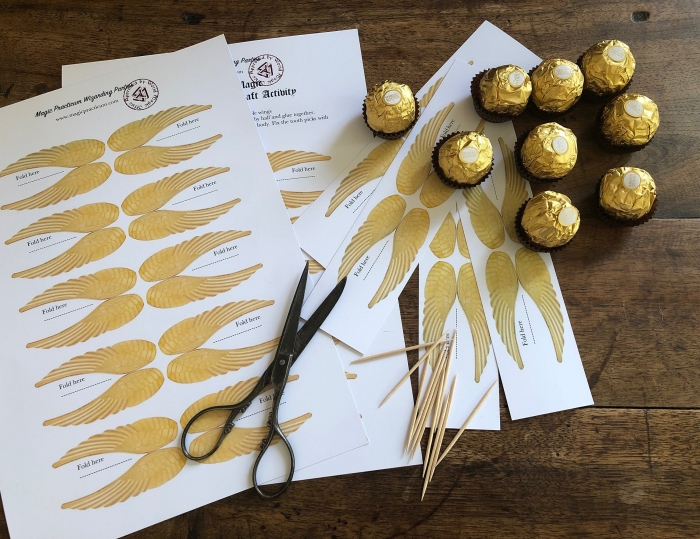 DIY golden snitch wedding favor cheap