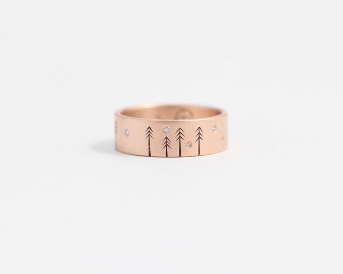 rose gold wedding band 