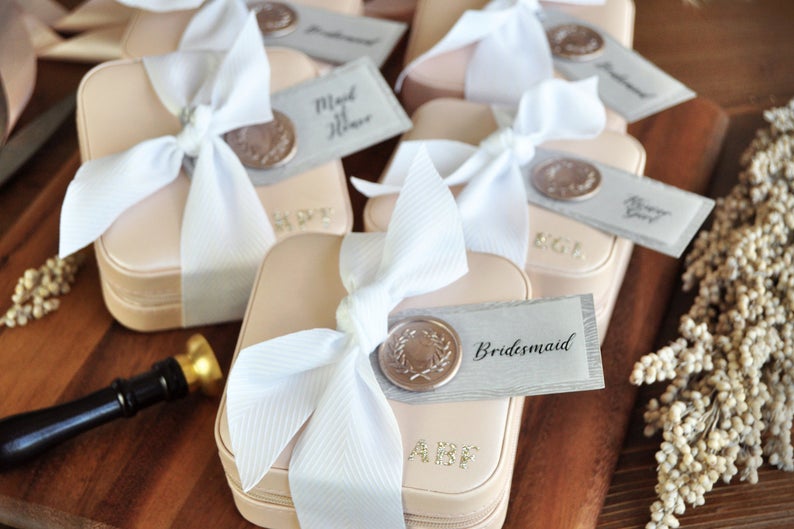 Luxurious Bridesmaid Set for 5 main image 1
