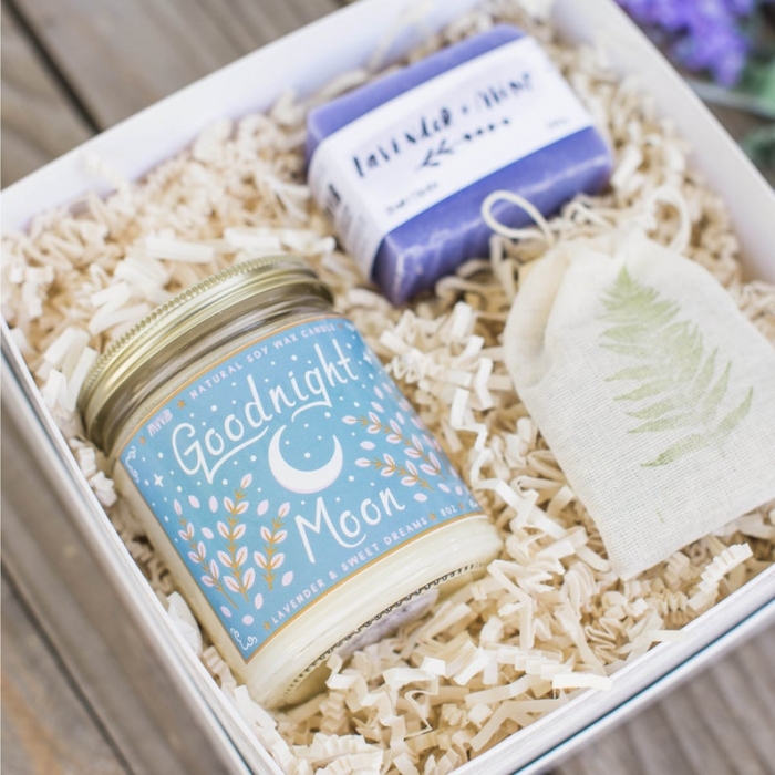 lavender gift box mother of the bride