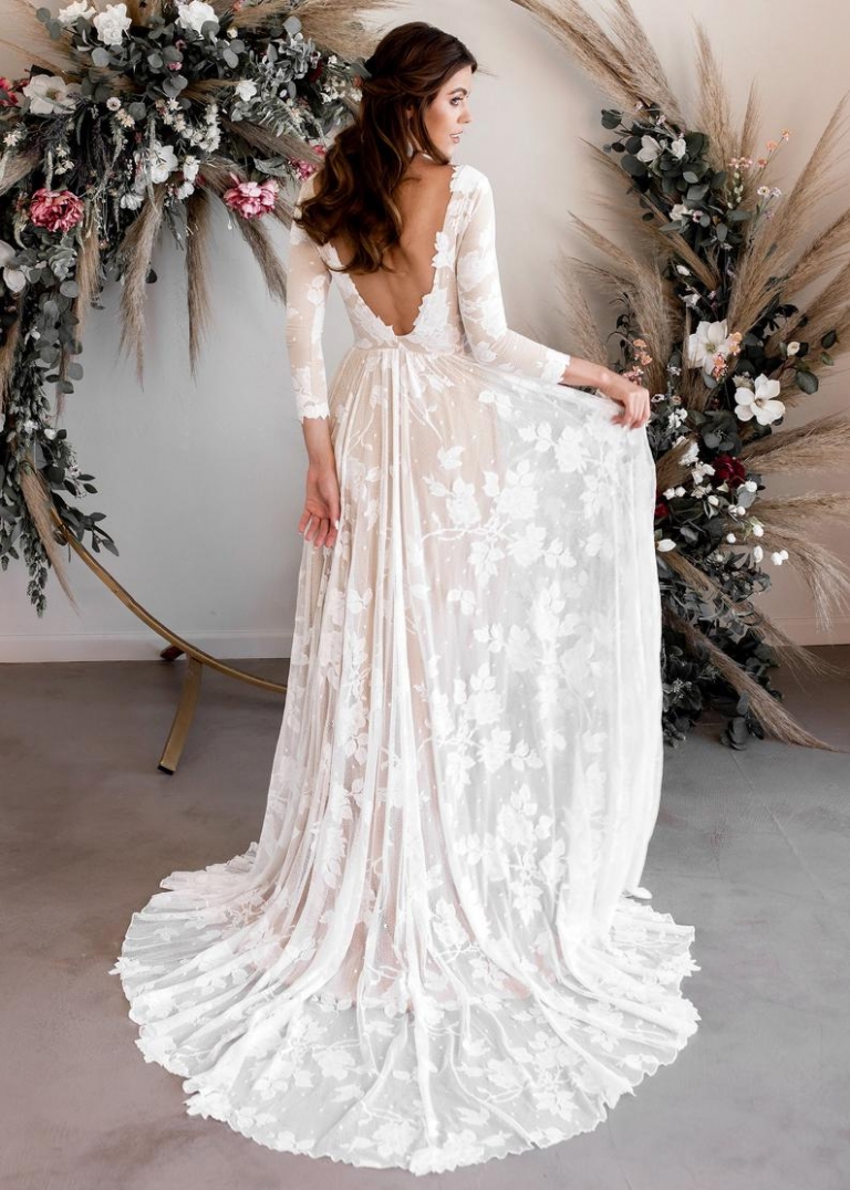8 Stunning Micro Wedding Dresses from Etsy